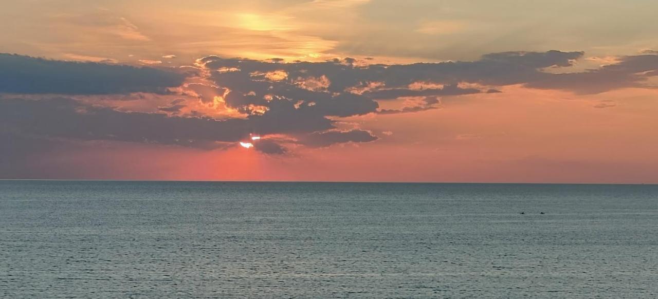 토레 수다 Sunset Bay B&B 외부 사진